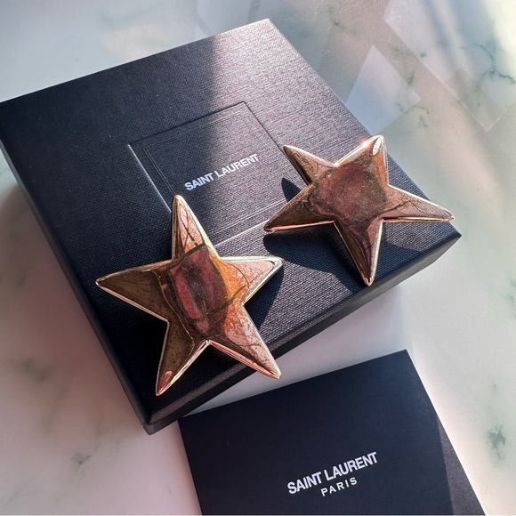 SAINT LAURENT Star Earrings Dore Vieilli Gold - Picture 2 of 9